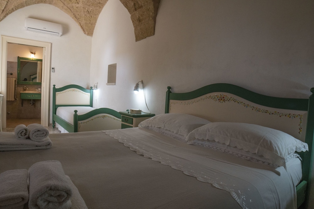 Triple Room - Photo 1