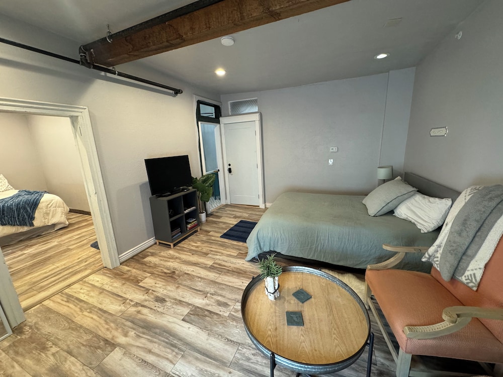 Comfort Suite, Multiple Beds