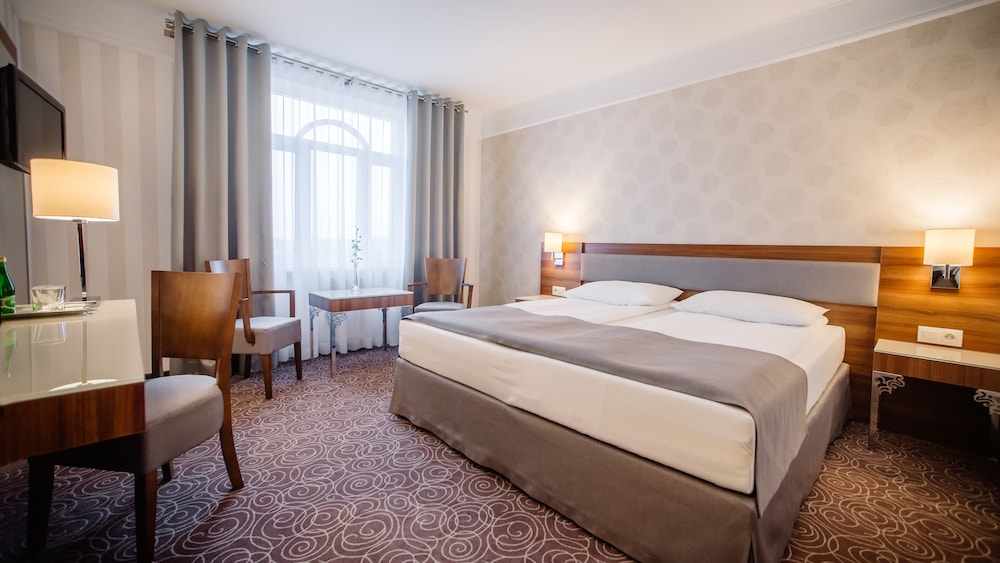 Superior Double Room, 1 Queen Bed photo 2