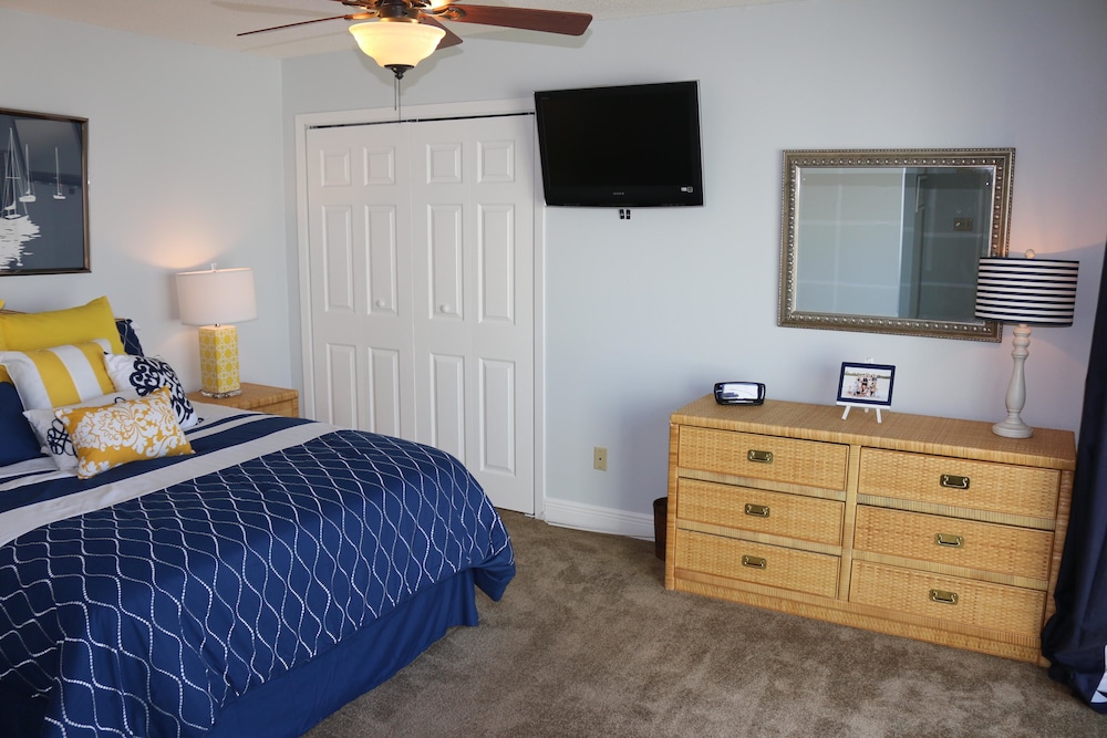 Townhome, 2 Bedrooms photo 3