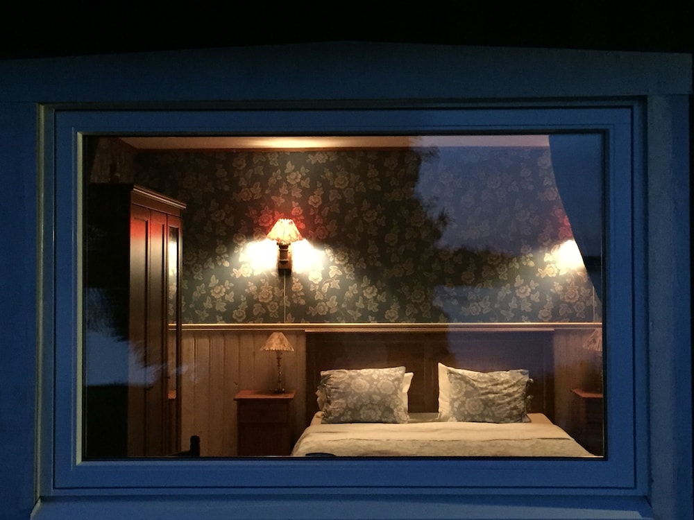 Standard Double Room, Lake View photo 1