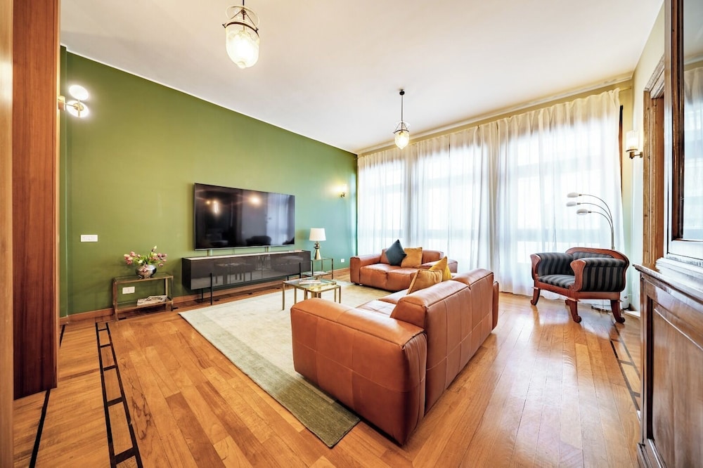 Luxury Apartment, 3 Bedrooms, 2 Bathrooms Via Gonzaga 3