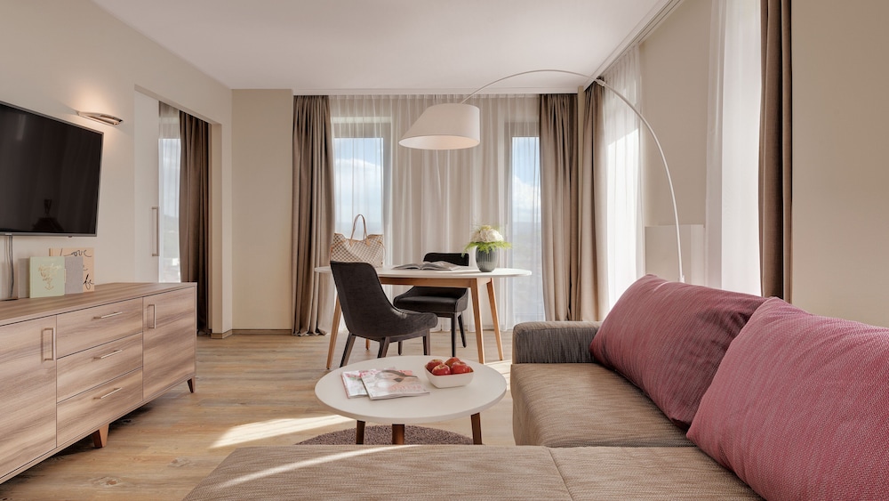 Premier Suite, City View photo 1