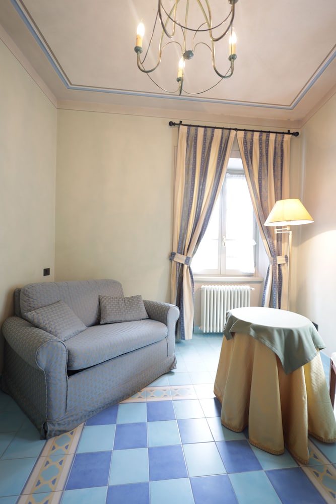 Executive Suite photo 3