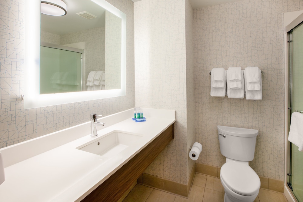 Standard Room, 2 Queen Beds, Accessible (Communications) - Photo 4