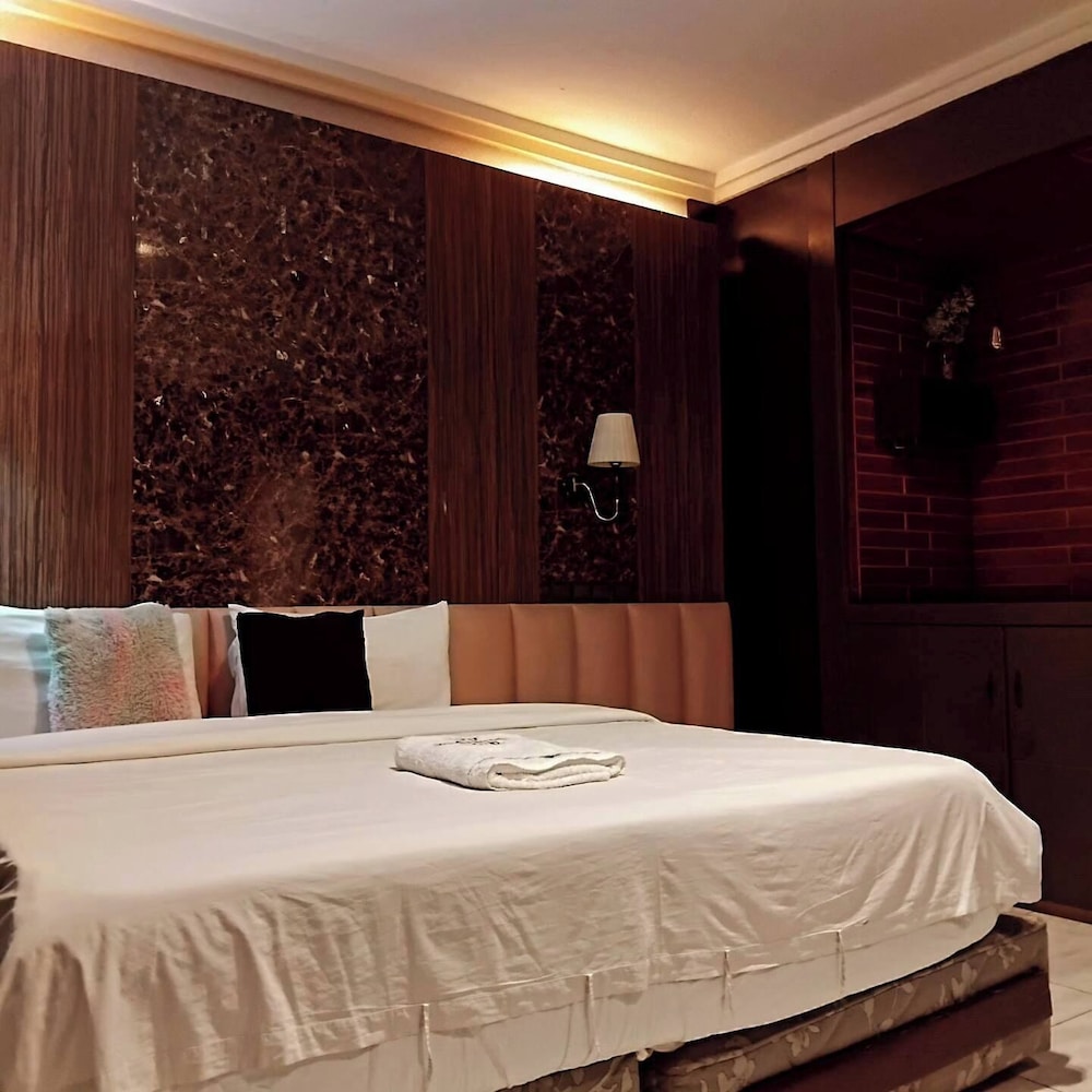 Classic Room, City View photo 2