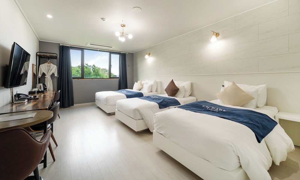 Superior Triple Room - Photo 12