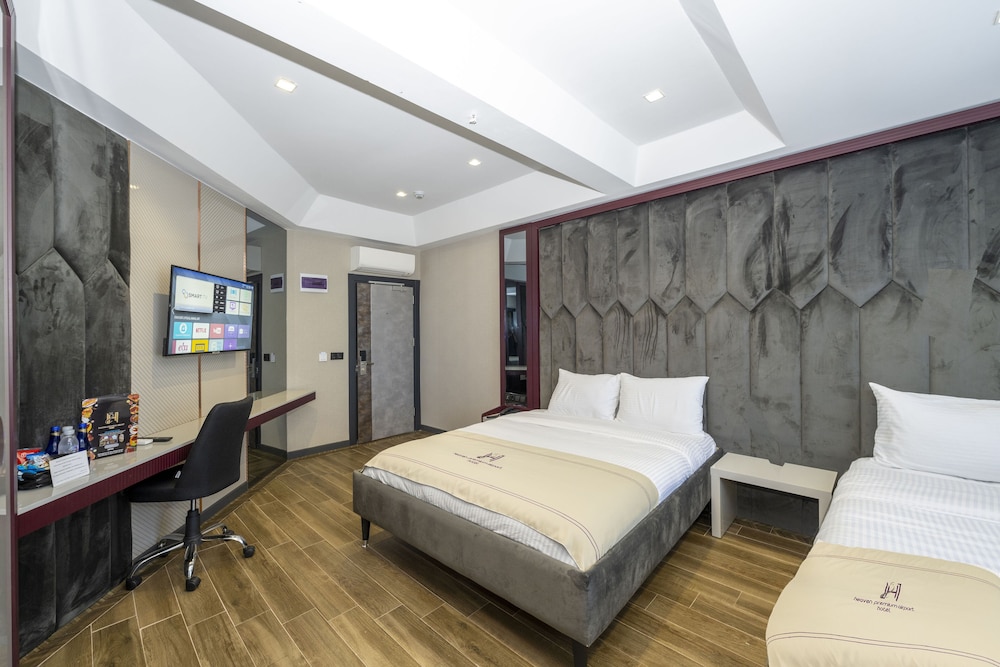 Deluxe Double or Twin Room - Photo 24