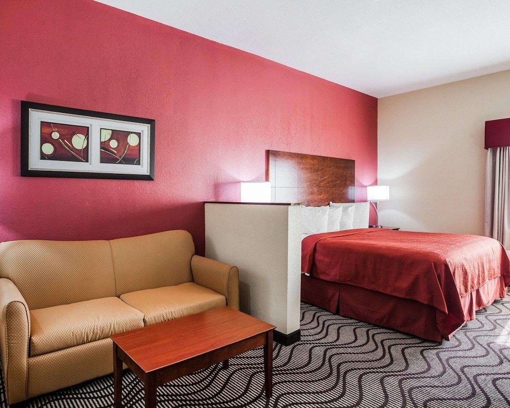 Suite, 1 King Bed with Sofa bed, Non Smoking - Photo 3