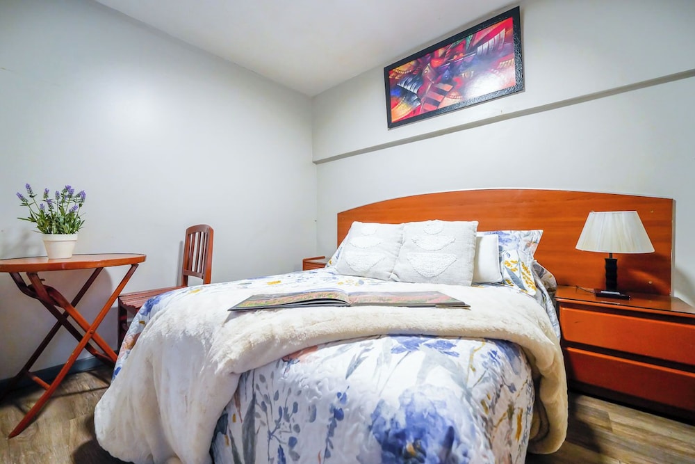 Basic Single Room, 1 Twin Bed photo 2