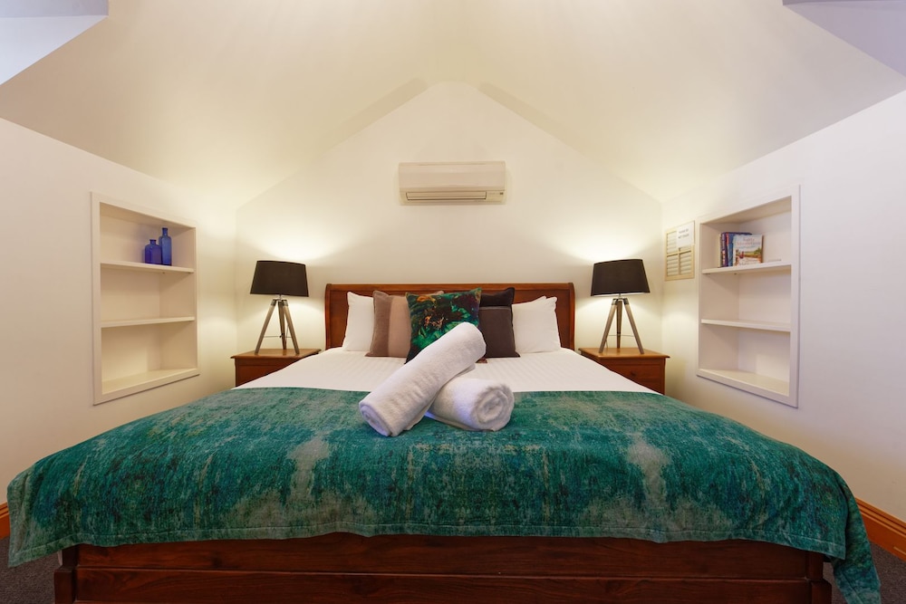 Deluxe Cottage, 2 Bedrooms, Non Smoking, Kitchen