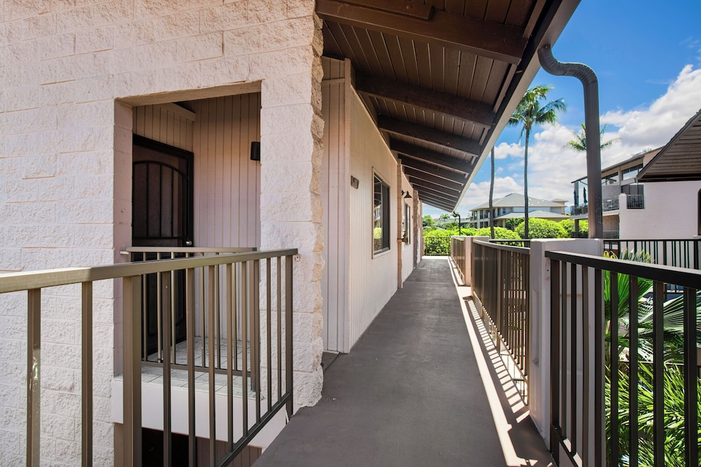 Family Apartment, 2 Bedrooms, Balcony, Mountain View (1012) photo 3
