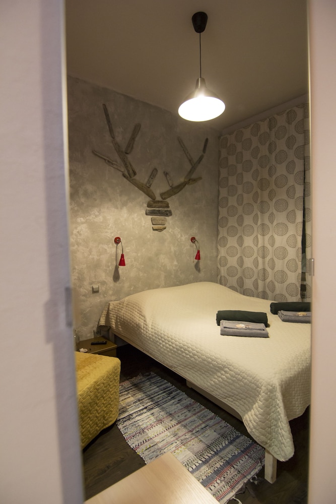 Comfort Triple Room, Private Bathroom photo 2