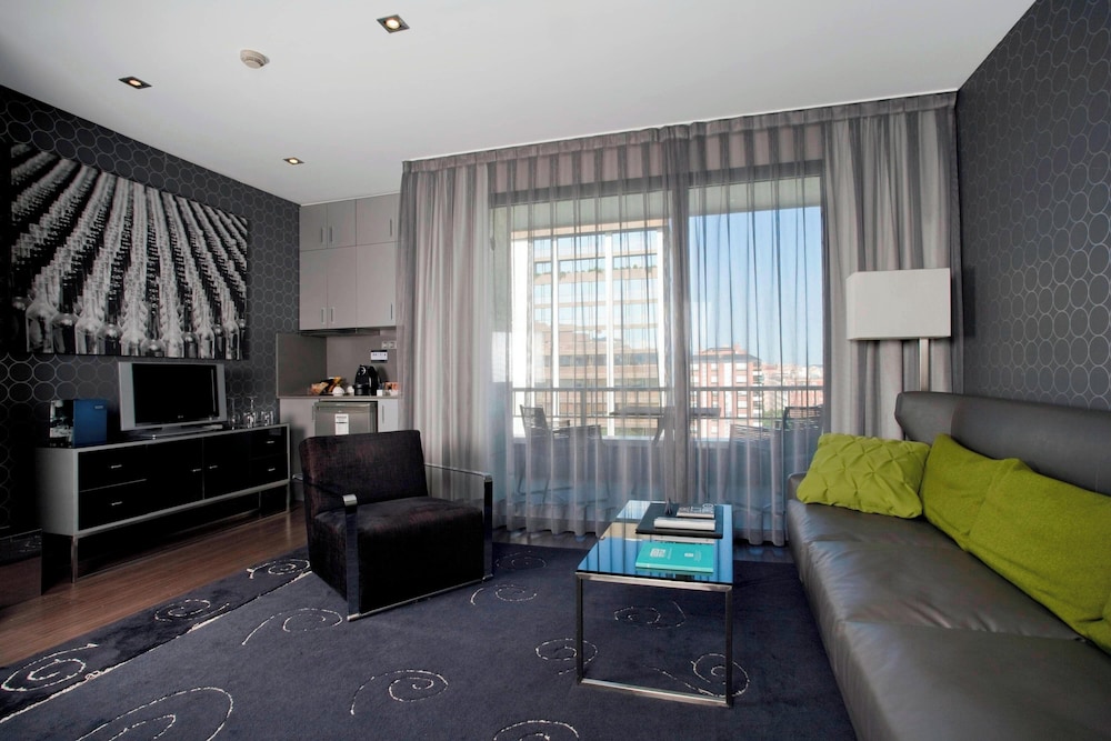 Suite, 2 Bedrooms