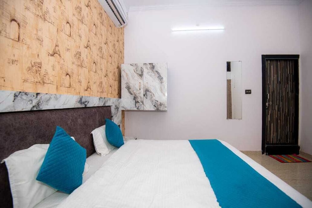 Deluxe Double Room photo 3