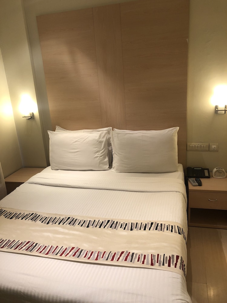 Standard Double Room - Photo 1