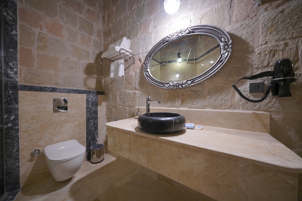 Classic Double or Twin Room - Photo 7