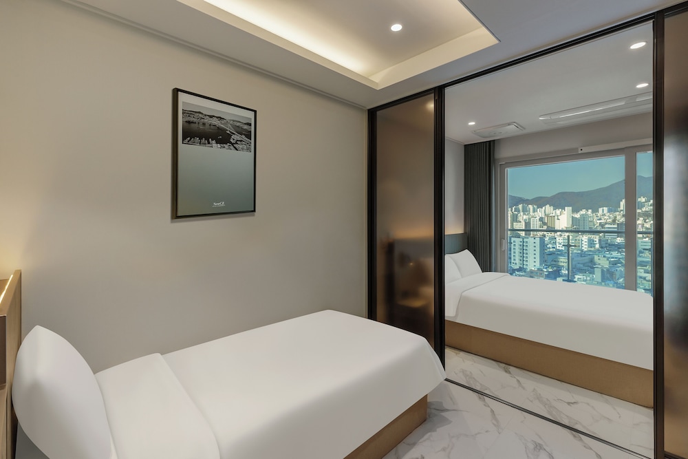 [Grand Opening Special] Terrace Deluxe Family Twin
