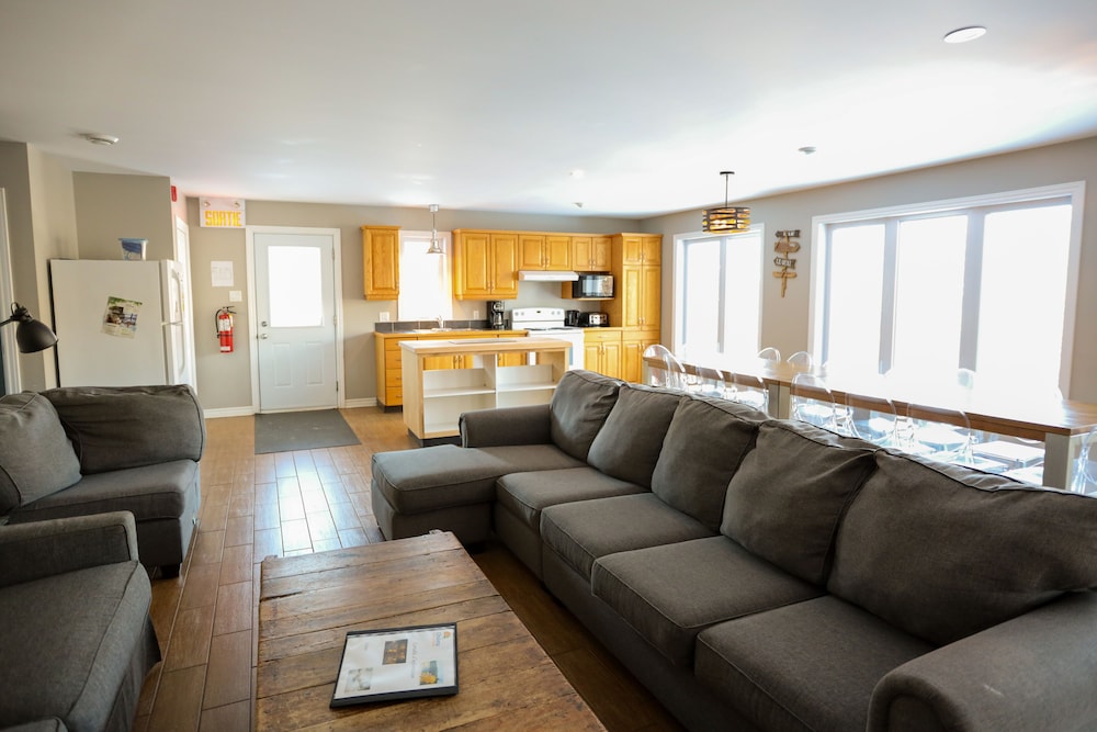 Chalet, 4 Bedrooms (La Nichée) photo 2