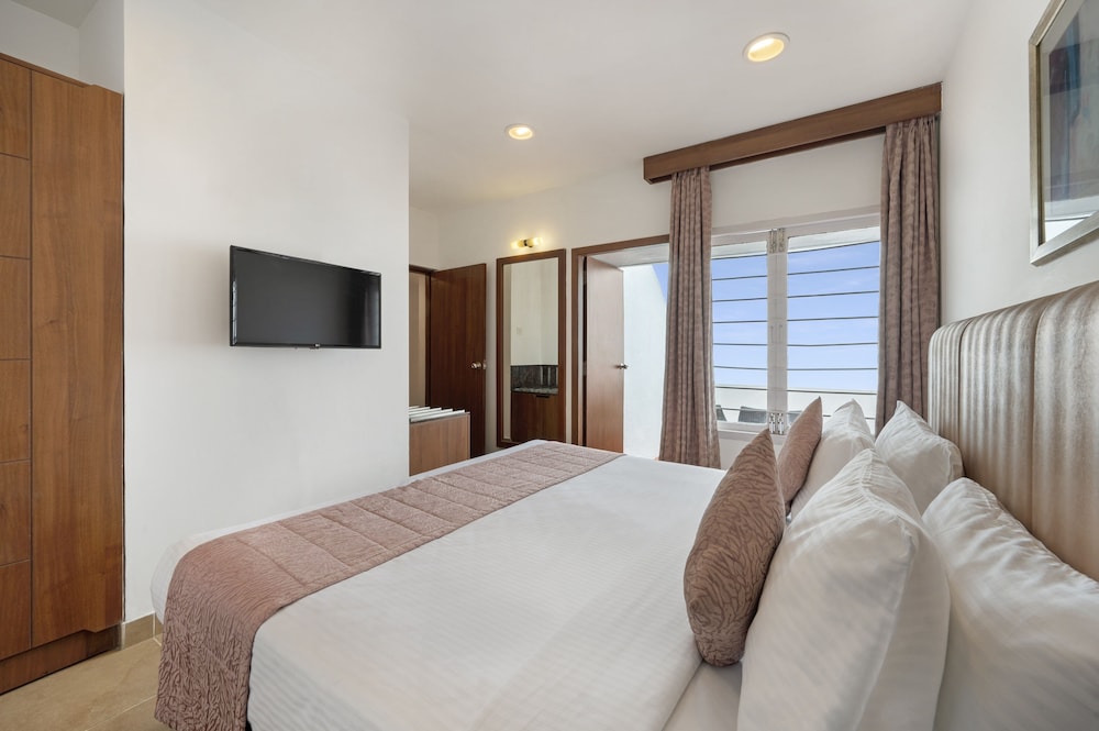Valley View Privilege suite with Balcony - Photo 4