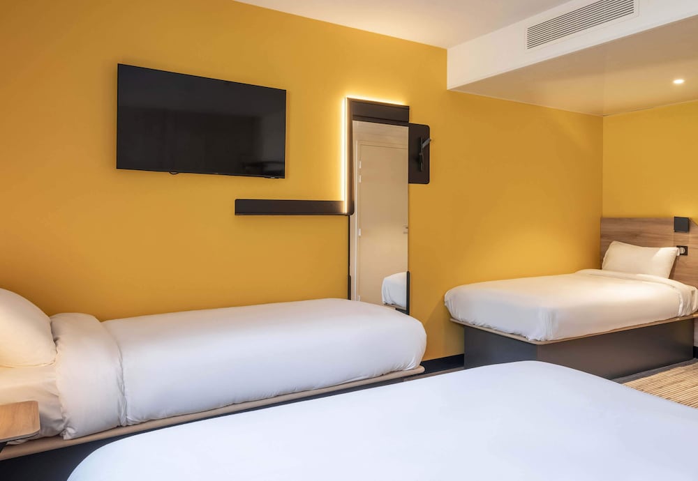 Quadruple Room, Non Smoking - Photo 1