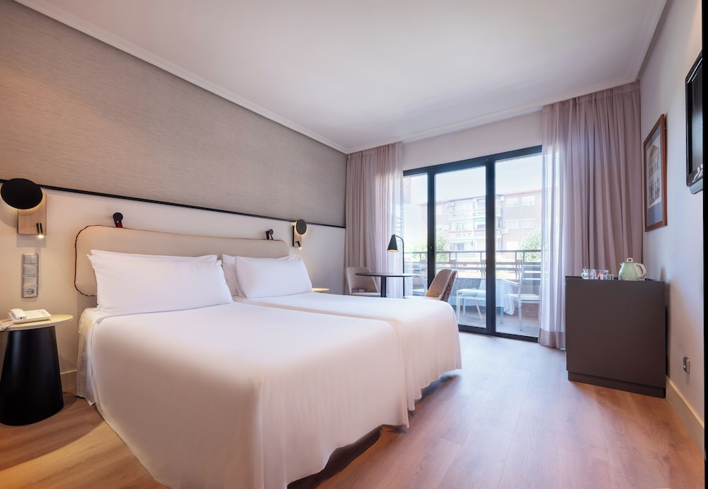 Premium Room - Photo 2