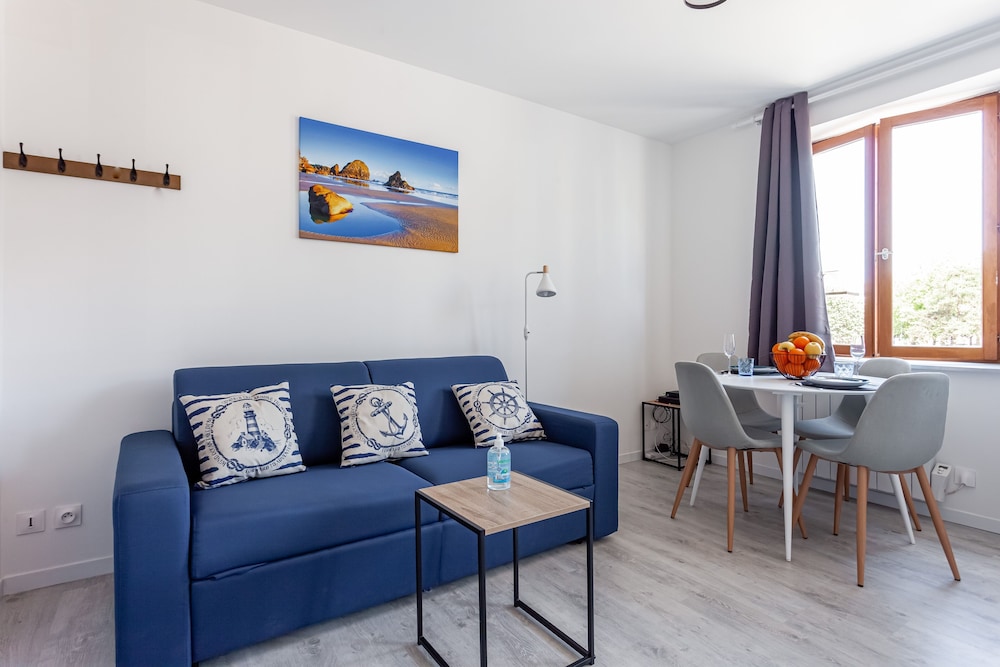 Family Apartment, 1 Double Bed with Sofa bed, Kitchenette, City View