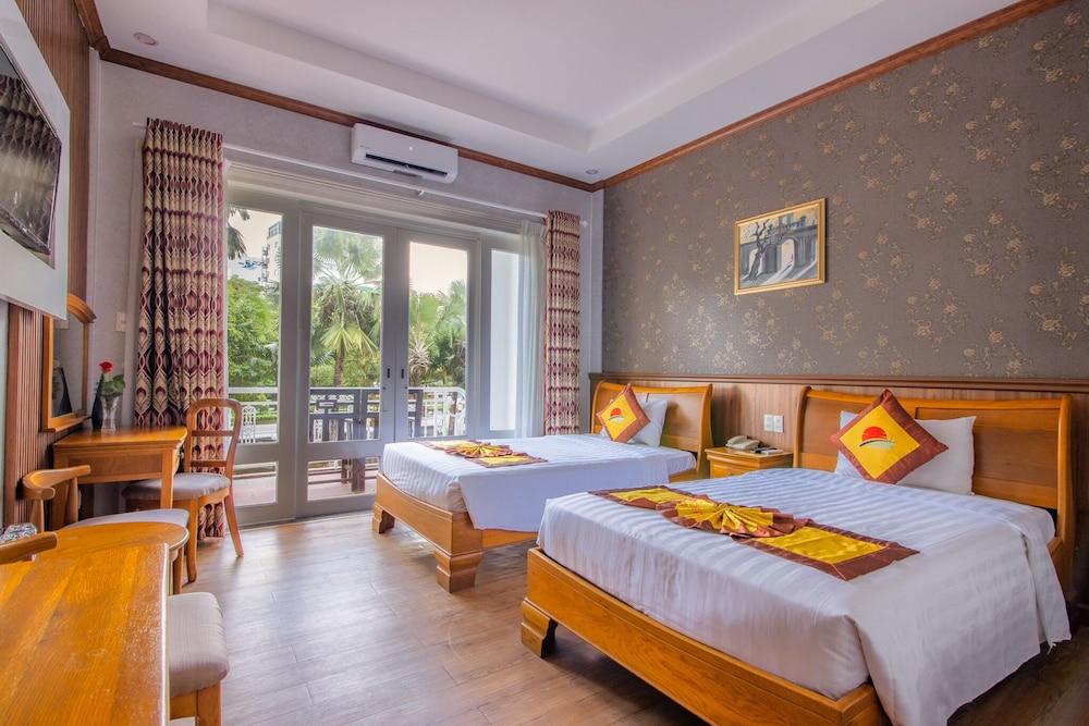 Deluxe Double or Twin Room, City View - Photo 4