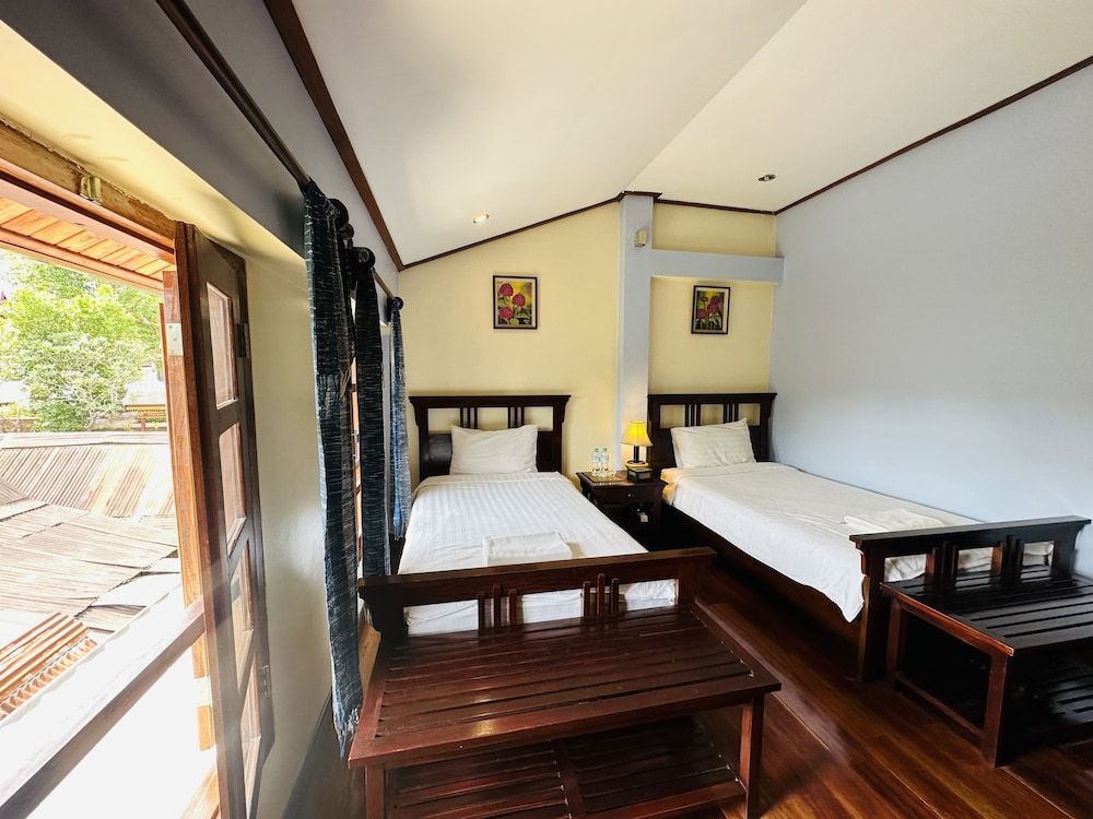 Deluxe Twin Room - Photo 9