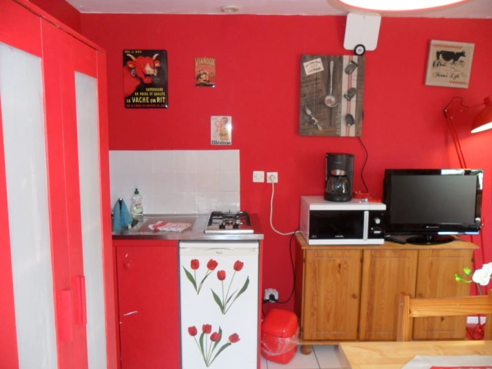 Standard Studio, 1 Queen Bed (No.1&3) photo 3