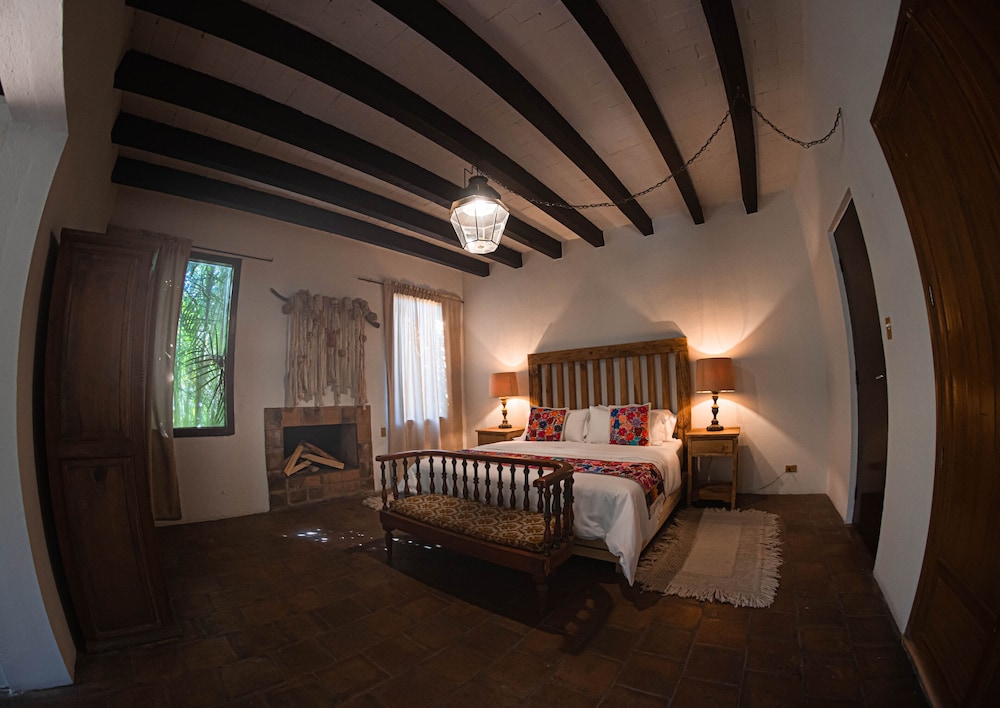Standard Double Room - Photo 4