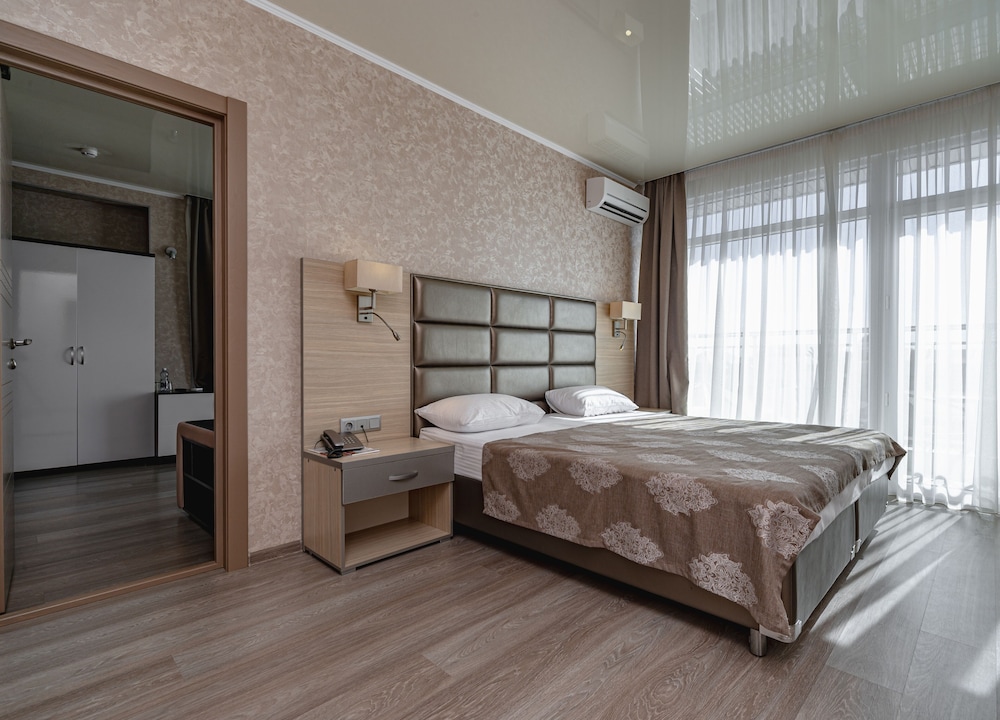 Panoramic Suite, 1 Bedroom, Non Smoking, Sea View photo 1
