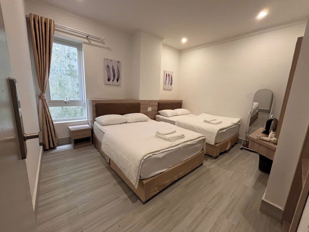 Basic Quadruple Room, Courtyard View