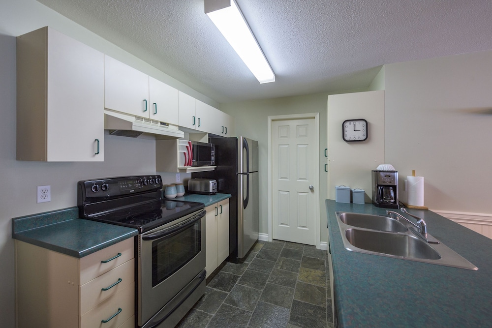 Economy Condo, 3 Bedrooms photo 2