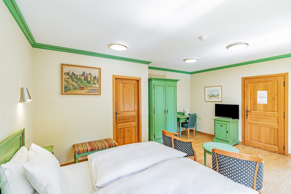 Comfort Double Room, Hot Tub, River View