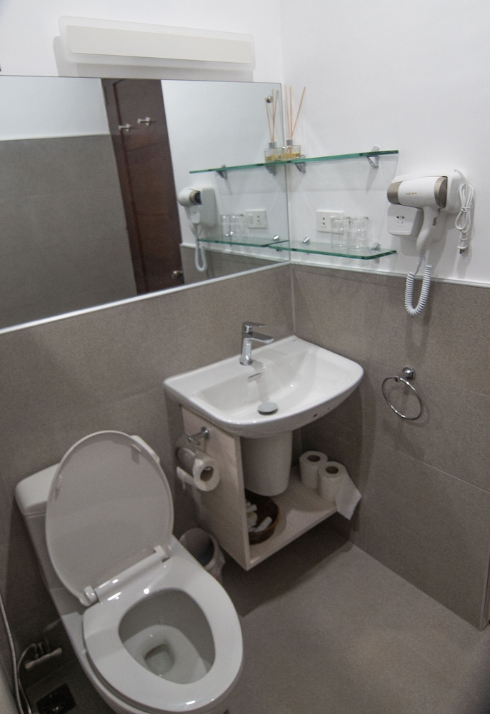 Standard Triple Room - Photo 5
