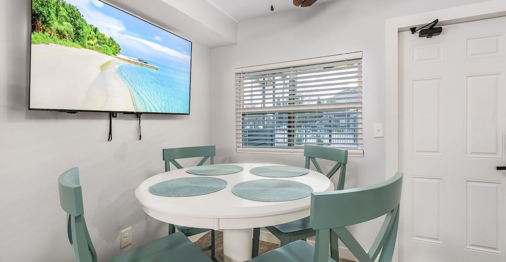 Condo, 1 Queen Bed with Sofa bed, Patio (Waterview) photo 3