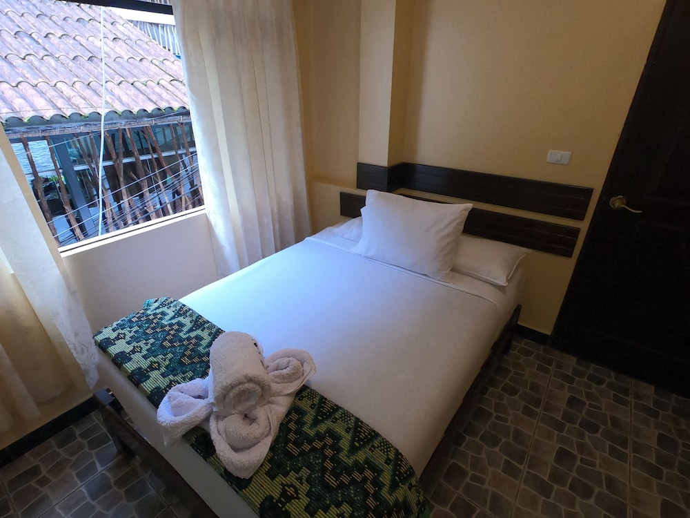 Basic Double Room, 1 Double Bed photo 3