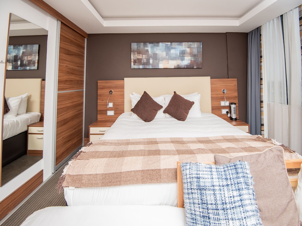 Economy Studio, 1 Double Bed photo 2