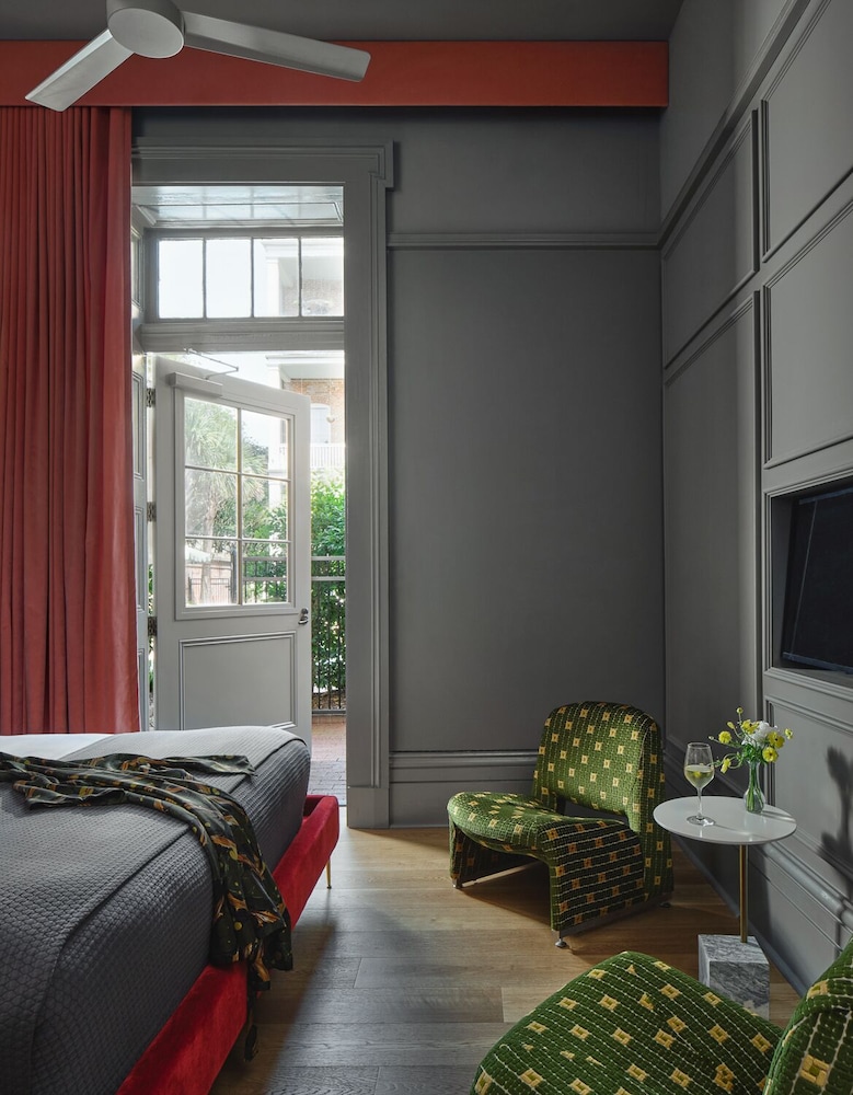Room, 1 King Bed (Courtyard)