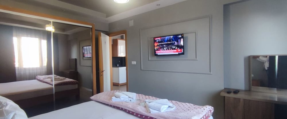 Deluxe Suite photo 1