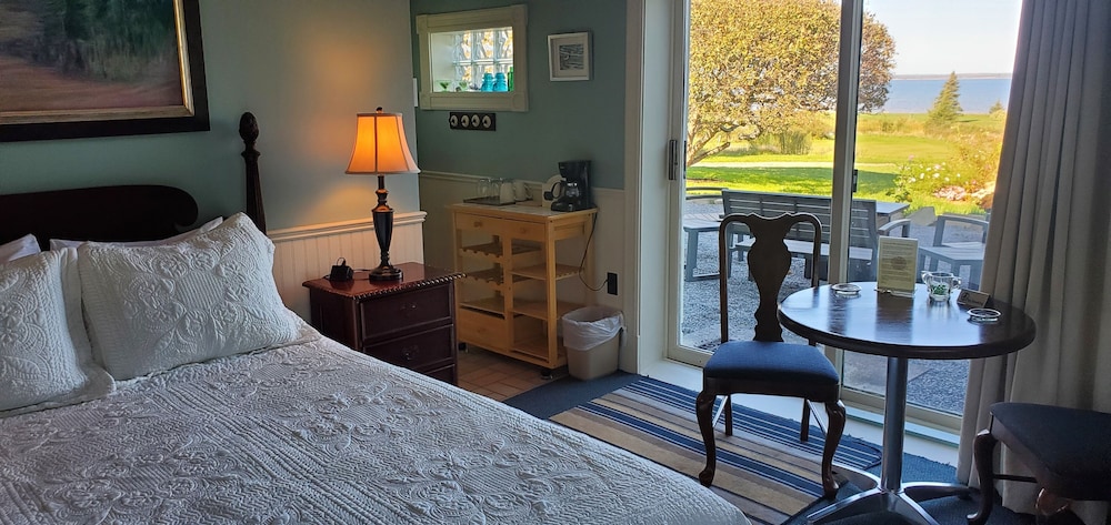Traditional Room, 1 Queen Bed, Ground Floor photo 1