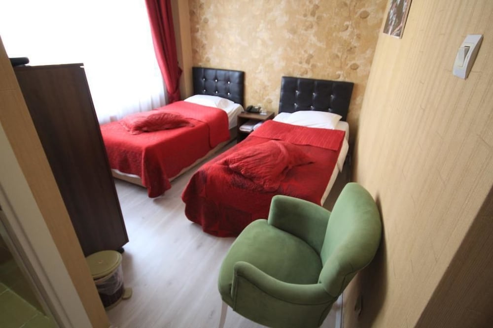 Double Or Twin Room photo 3