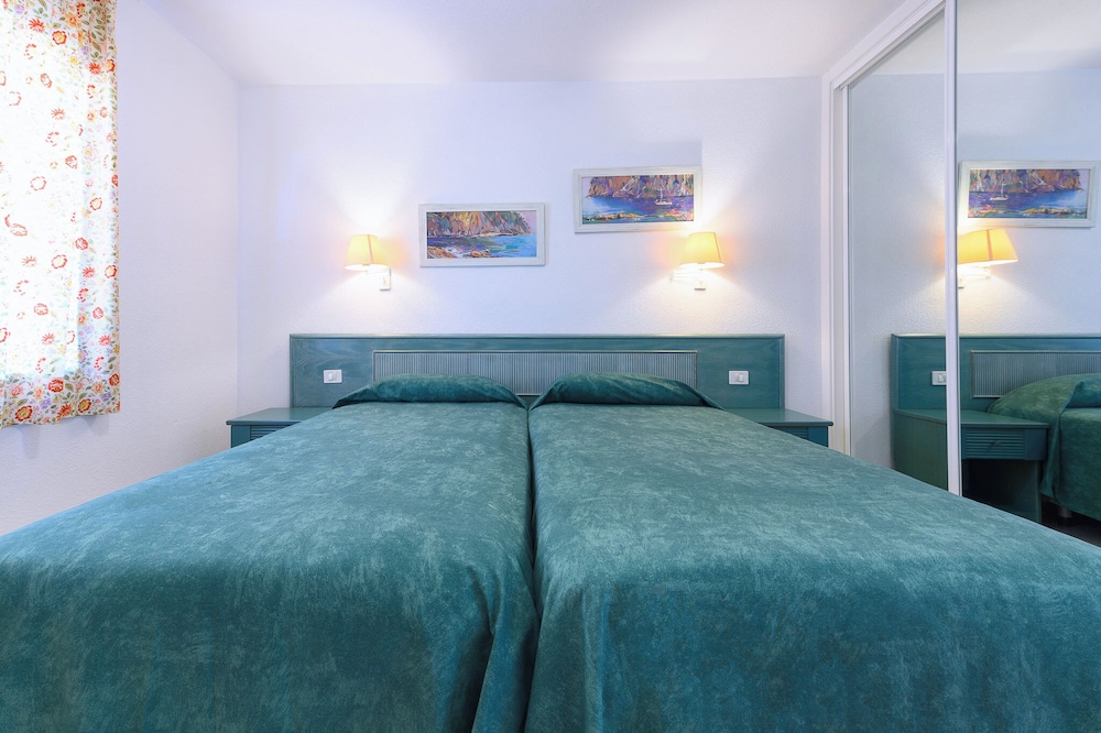 Standard Apartment