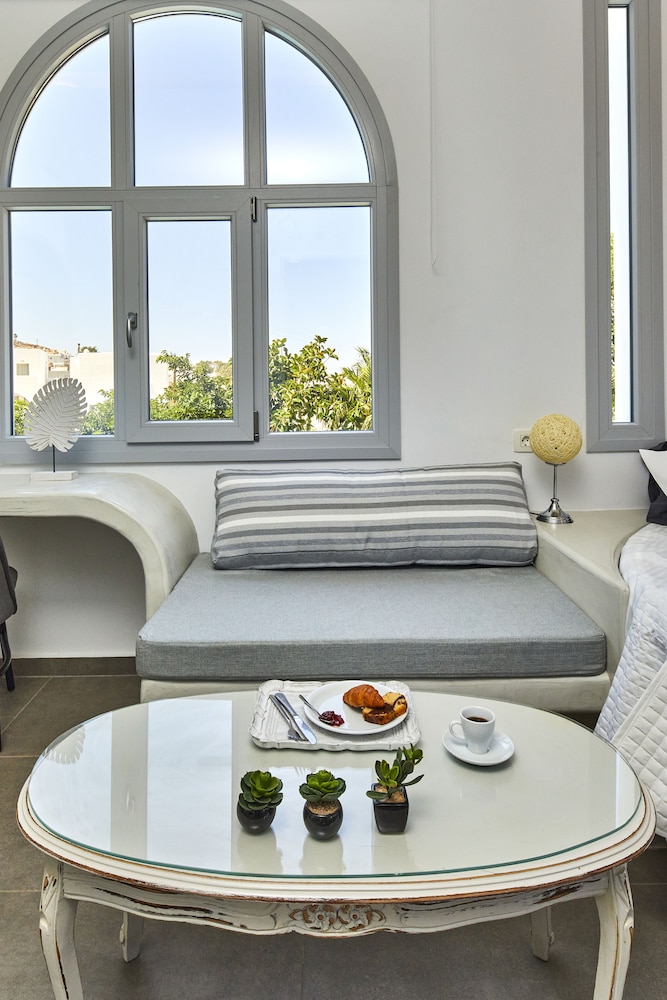 Premium Suite, Hot Tub (Outdoor) - Photo 23