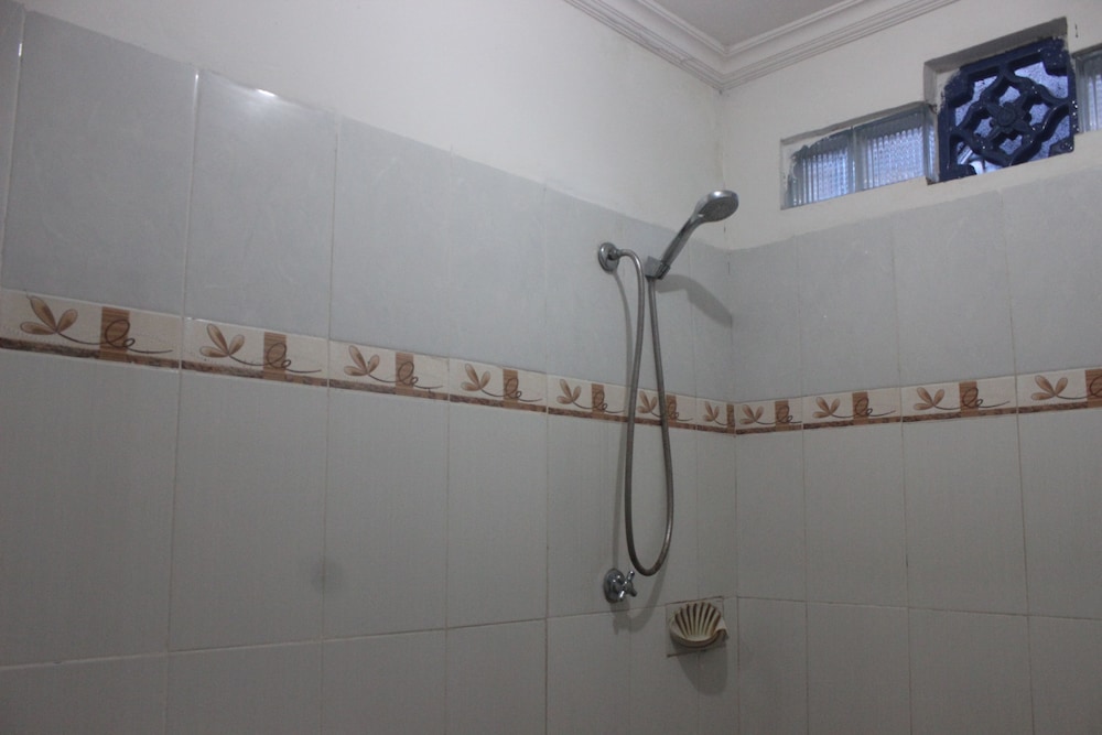 Double Room (Fan) photo 2