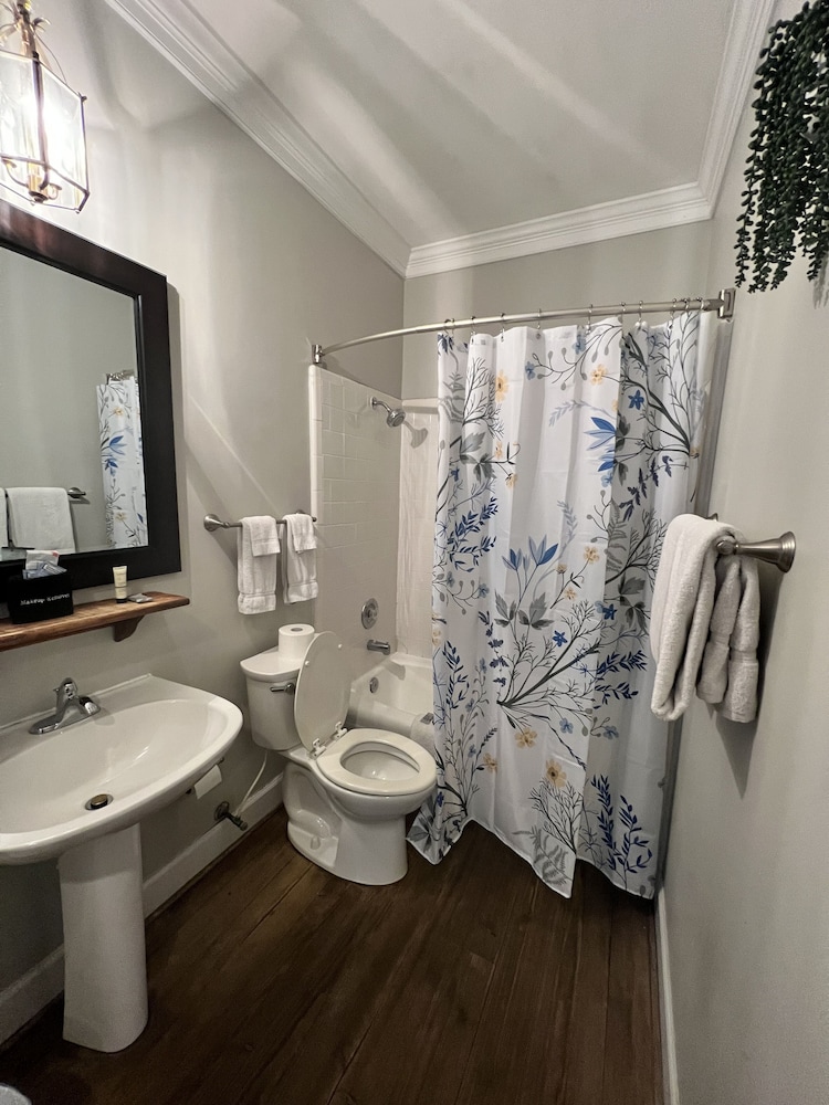 Comfort Room photo 3