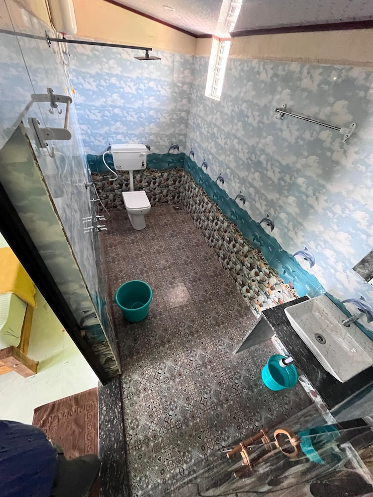 Family Double or Twin Room, Balcony, Beach View photo 2