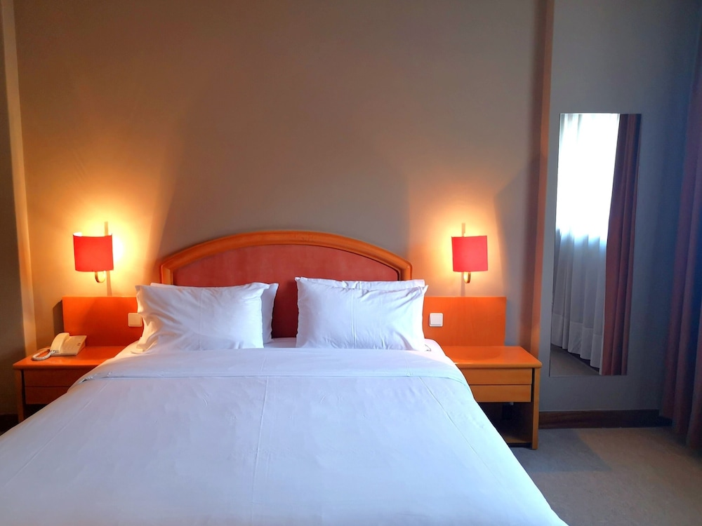 Double Room - Photo 12