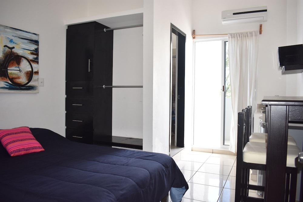 Executive Room, 1 Double Bed, Refrigerator & Microwave, River View photo 1